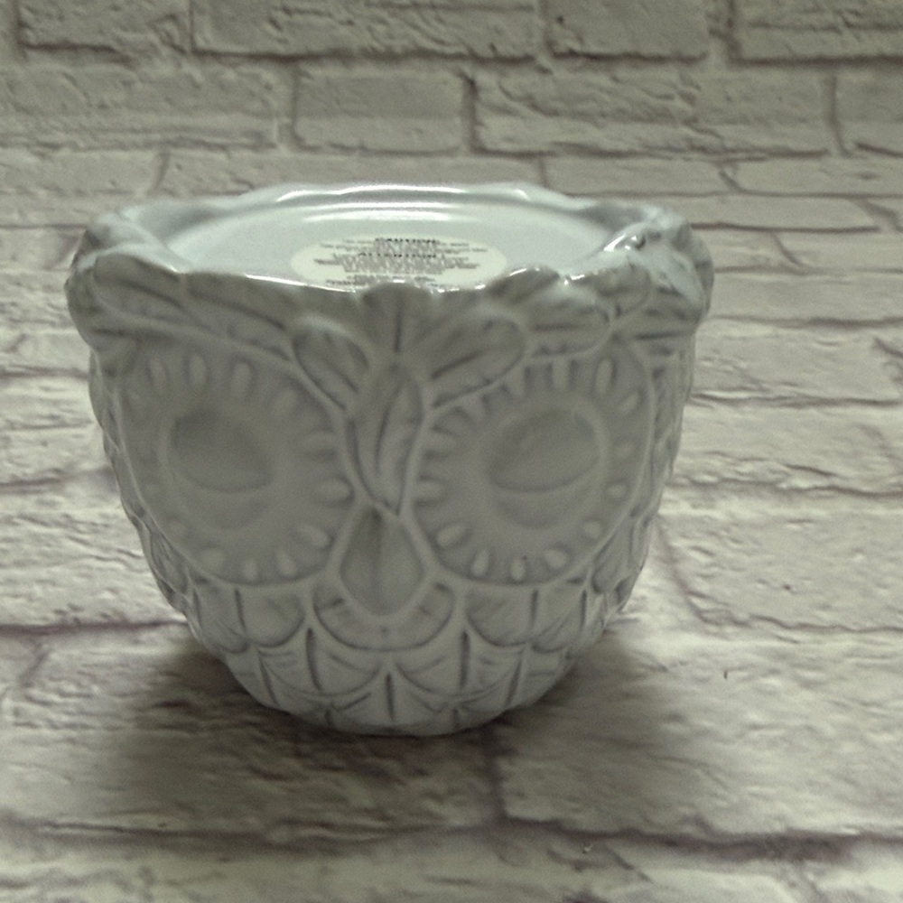 Bath and body works white owl small candle holder
